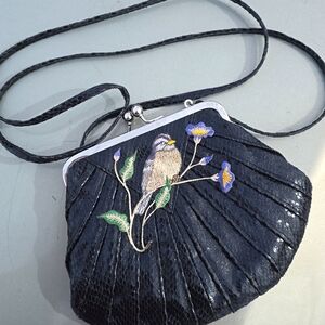 Liz Soto Bird on flowers Crossbody Bag - Fan Shell Purse Black